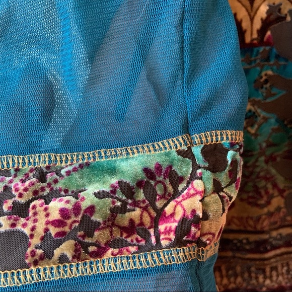 Vintage Boho tribal mesh and velvet top - Picture 5 of 16